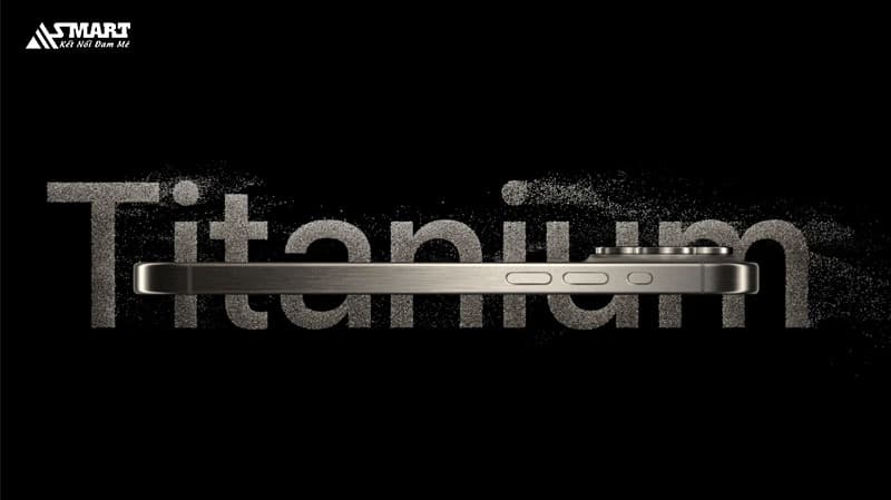 Khung viền Titan cấp độ 5, màn hình Super Retina XDR