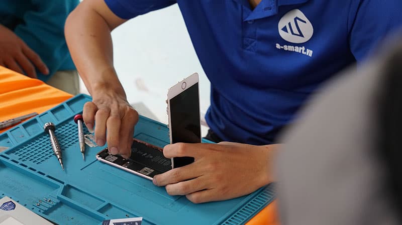 Khi nào cần thay pin iPhone?