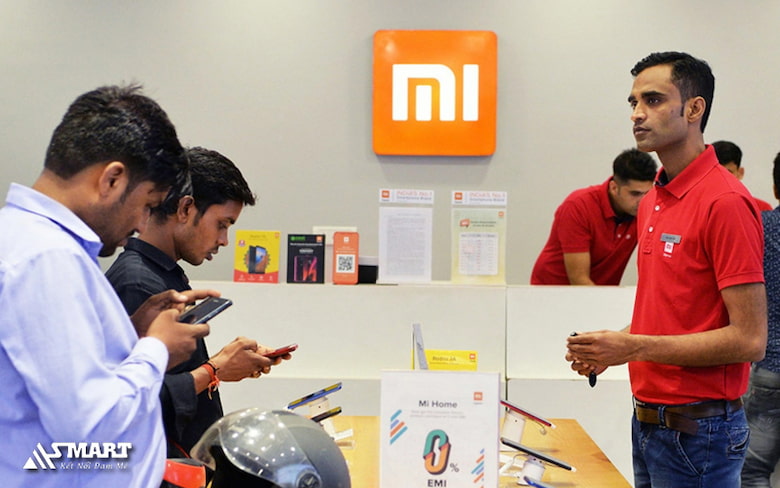 Tại sao Huawei bị cấm vận còn Xiaomi lại không?