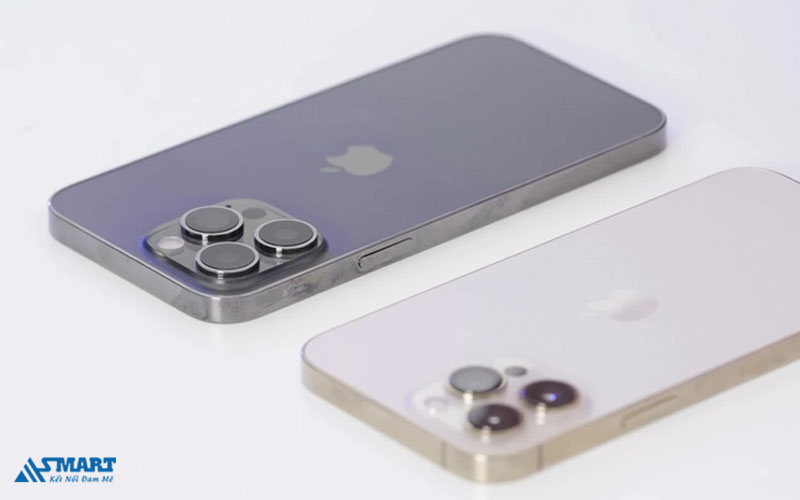 Thiết kế vuông vức từ iPhone 12 và giữ nguyên thiết kế các nút vật lý