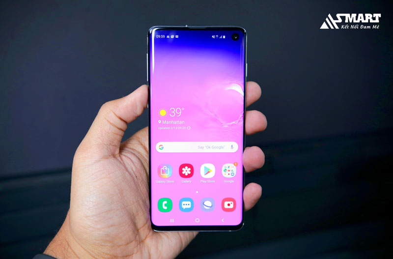 Trên tay s10 nhỏ gọn