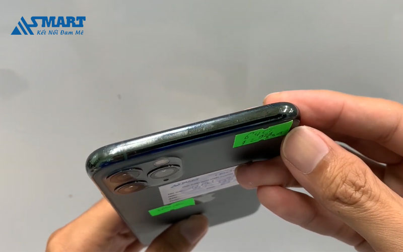 Lỗi viền máy iPhone 11 Pro Max