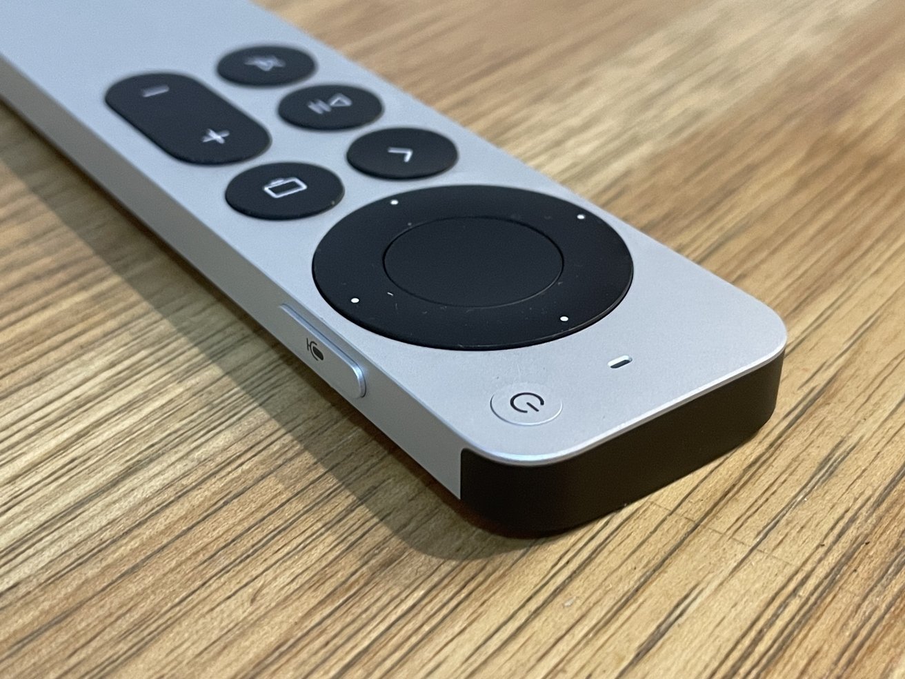 Điều khiển từ xa Siri thế hệ thứ hai