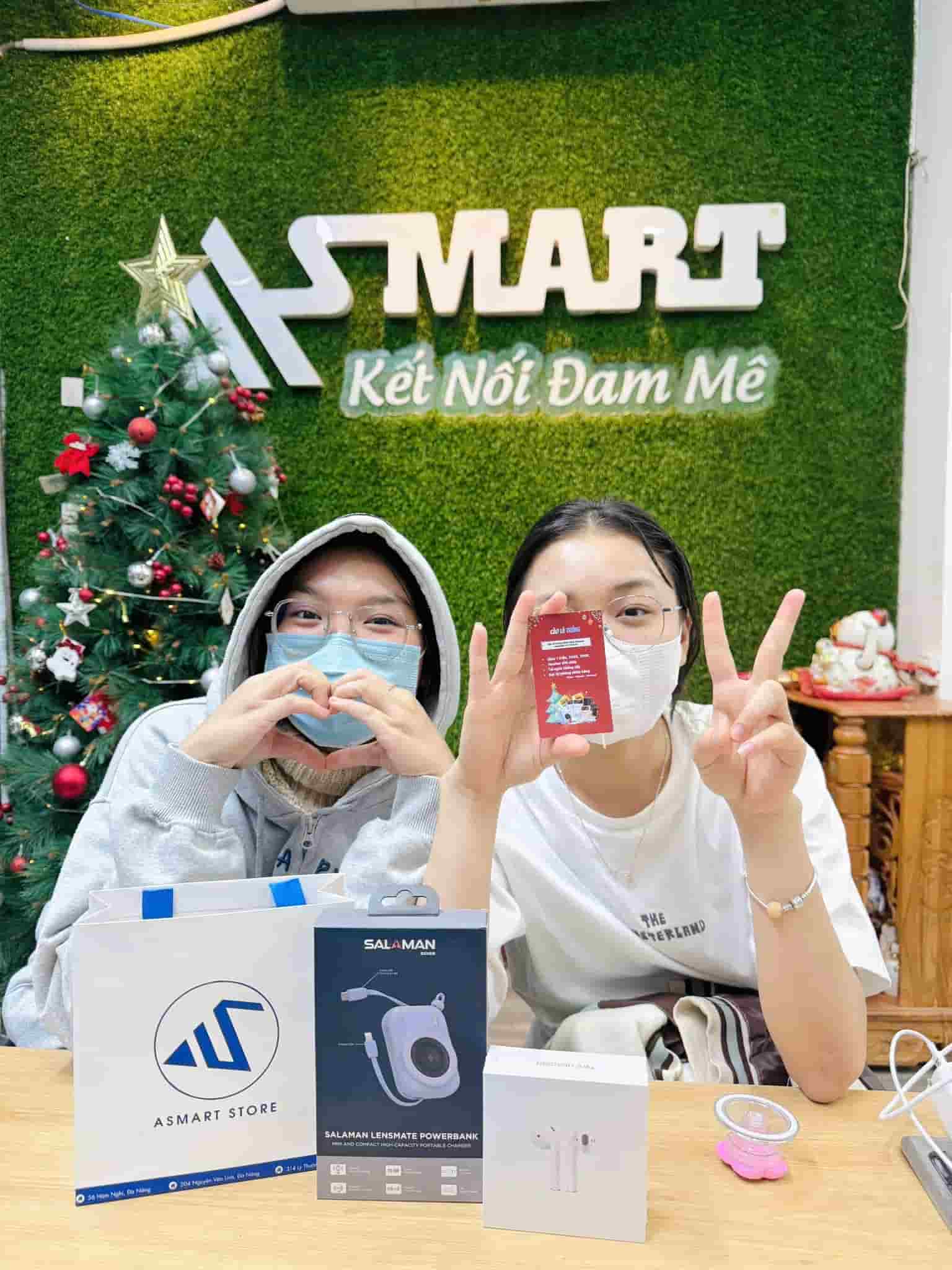 Khách hàng tại Asmart