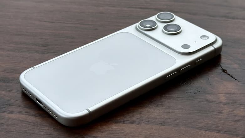 iPhone 18 Pro được đồn “giữ form”, thay đổi tập trung ở Dynamic Island