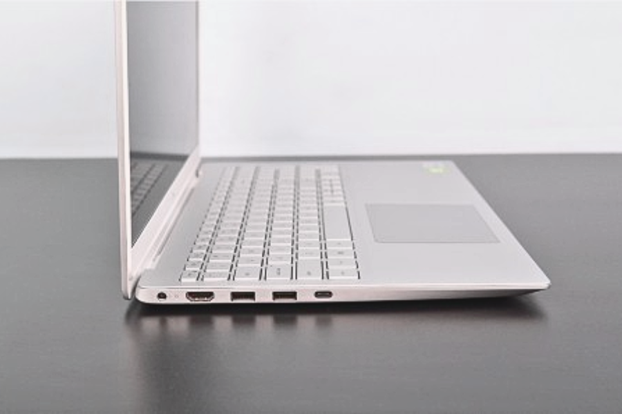 Kết nối và cổng giao tiếp