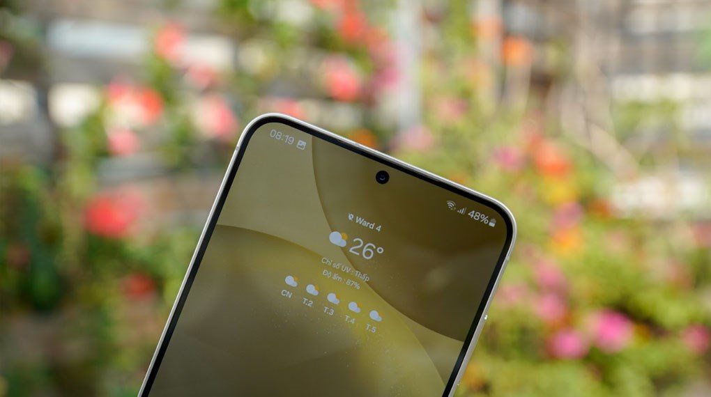 Màn hình Dynamic AMOLED 6.7 inch lớn