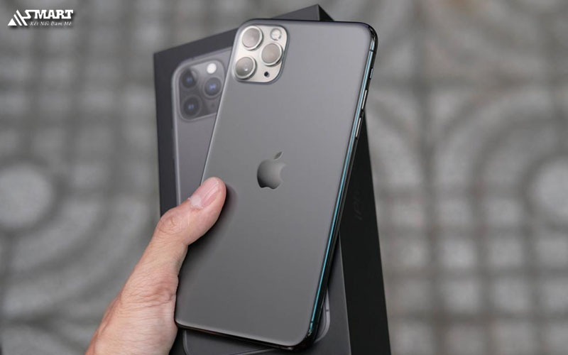 Thiết kế mặt lưng nhám vô cùng cao cấp