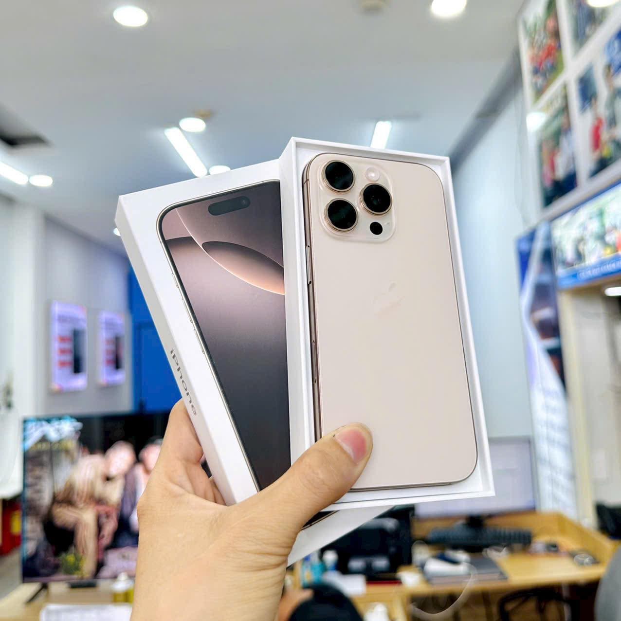 Giá iPhone 16 Pro Max 512GB (new)