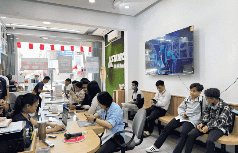 Mua iPhone 16 Pro Max 256GB (Likenew) Tại Asmart Store