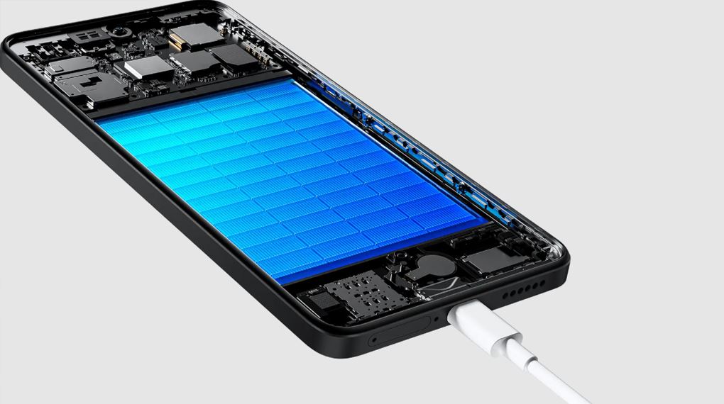 Pin 5500mAh, sử dụng thoải mái cả ngày