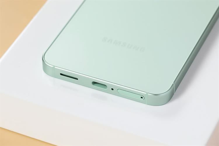 Pin 4.000mAh – bền bỉ và hỗ trợ sạc nhanh 45W