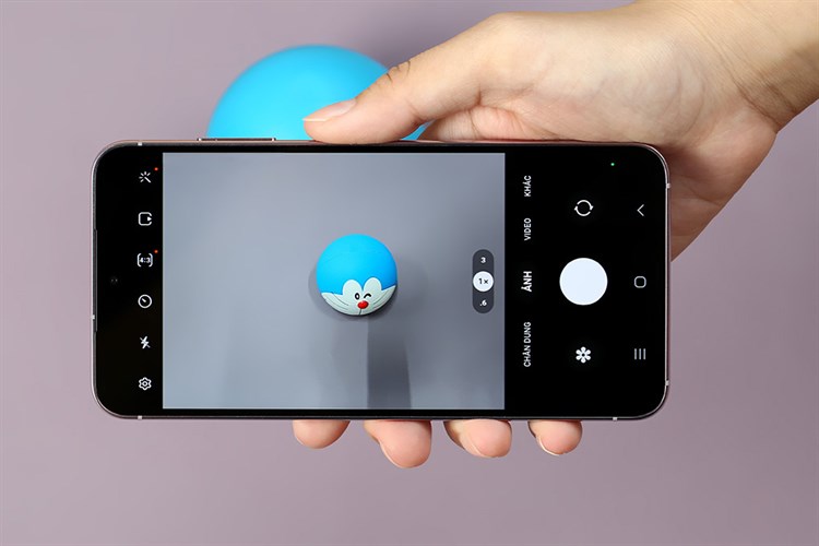 Camera 50MP sắc nét, ban đêm đẹp, quay video ổn định