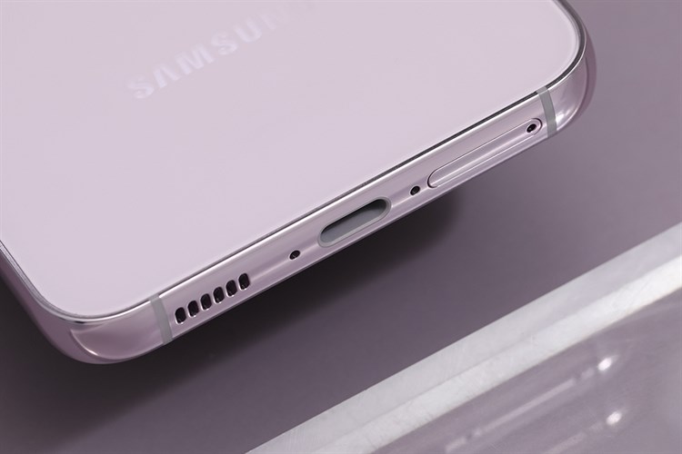 Pin 3900mAh sạc nhanh tiện lợi